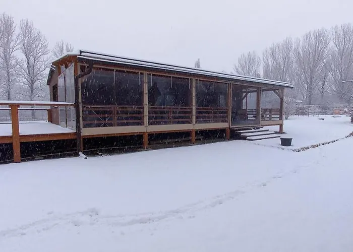 דירה Naposoldal Vendeghaz טפולצה